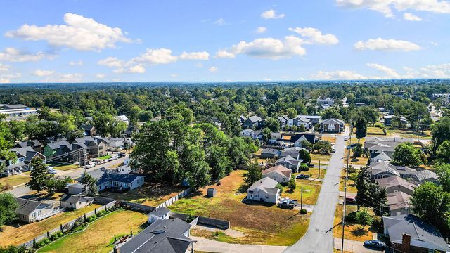 716 NW 6th Street, Bentonville, AR 72712