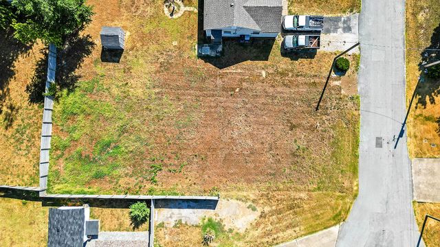 716 NW 6th Street, Bentonville, AR 72712