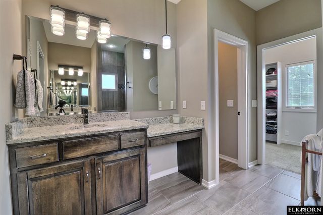 18954 Pratt Street, Elkhorn, NE 68022