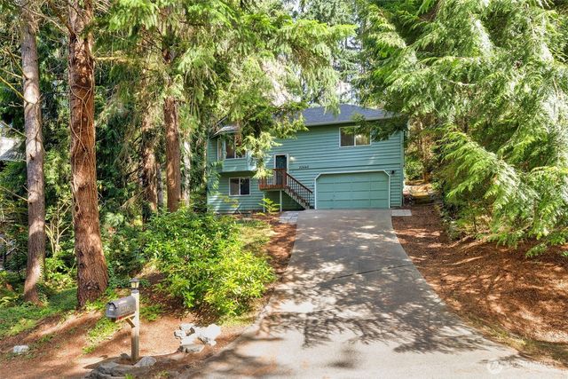 22445 Sunridge Way NE, Poulsbo, WA 98370