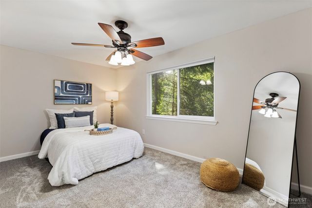 22445 Sunridge Way NE, Poulsbo, WA 98370