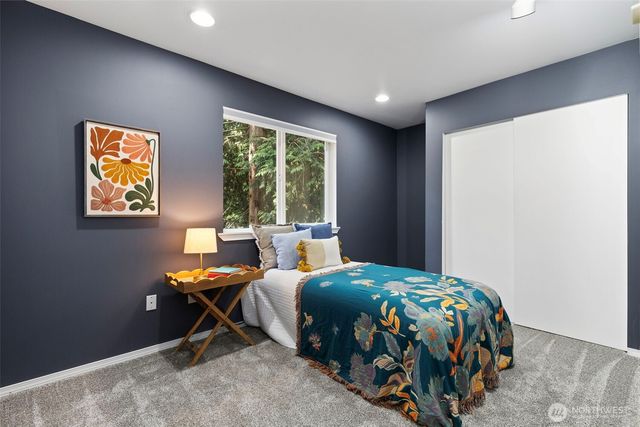 22445 Sunridge Way NE, Poulsbo, WA 98370