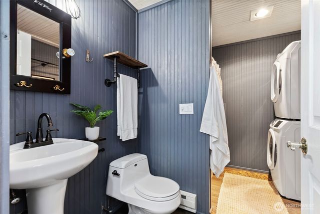 22445 Sunridge Way NE, Poulsbo, WA 98370