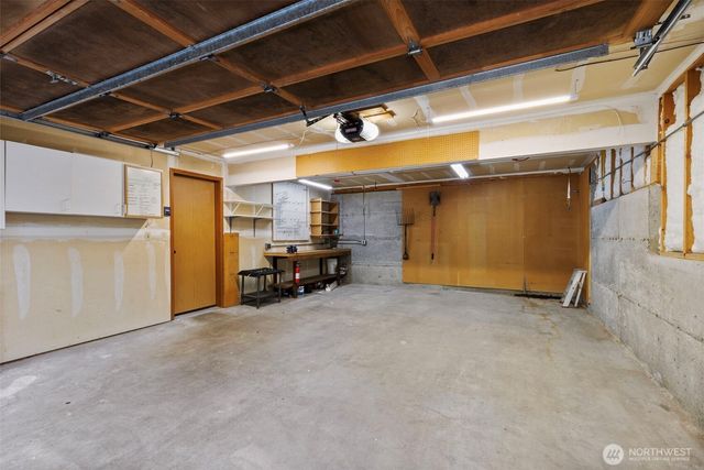 22445 Sunridge Way NE, Poulsbo, WA 98370