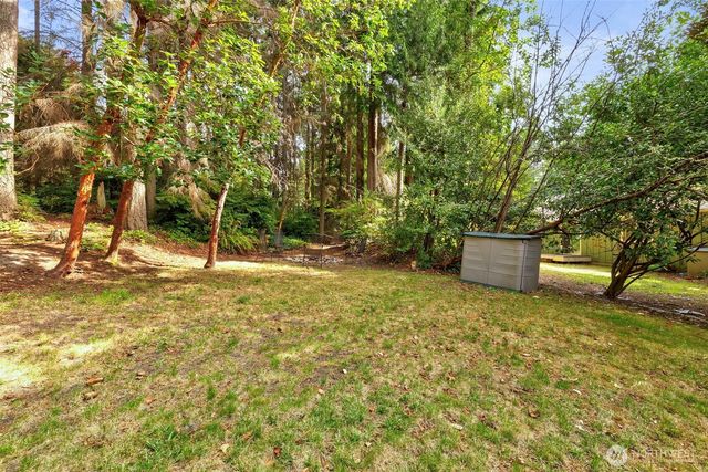 22445 Sunridge Way NE, Poulsbo, WA 98370