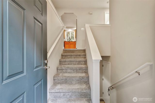 22445 Sunridge Way NE, Poulsbo, WA 98370