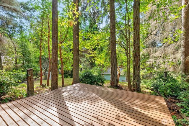 22445 Sunridge Way NE, Poulsbo, WA 98370