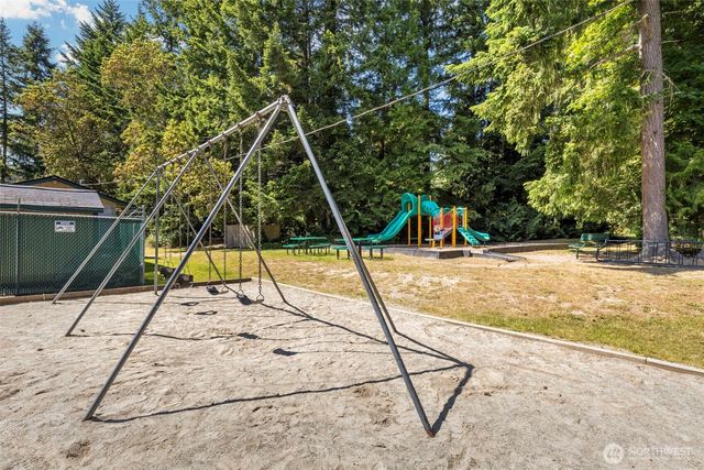 22445 Sunridge Way NE, Poulsbo, WA 98370