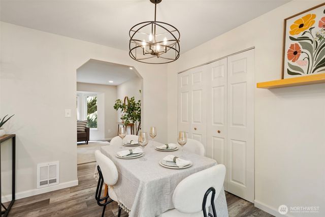 22445 Sunridge Way NE, Poulsbo, WA 98370