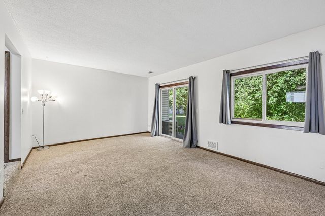 7436 Germane Trail, Apple Valley, MN 55124