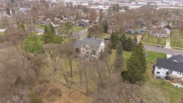 1403 Broadway Ave Avenue S, Sauk Rapids, MN 56379