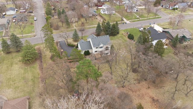 1403 Broadway Ave Avenue S, Sauk Rapids, MN 56379