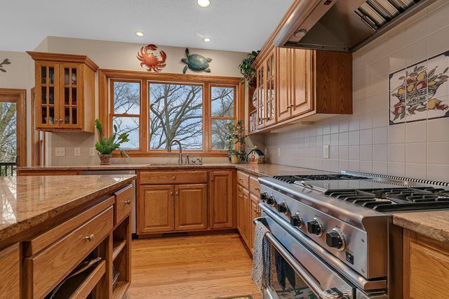 1403 Broadway Ave Avenue S, Sauk Rapids, MN 56379