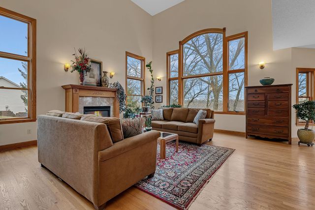 1403 Broadway Ave Avenue S, Sauk Rapids, MN 56379