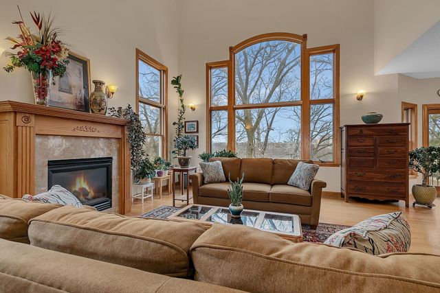 1403 Broadway Ave Avenue S, Sauk Rapids, MN 56379