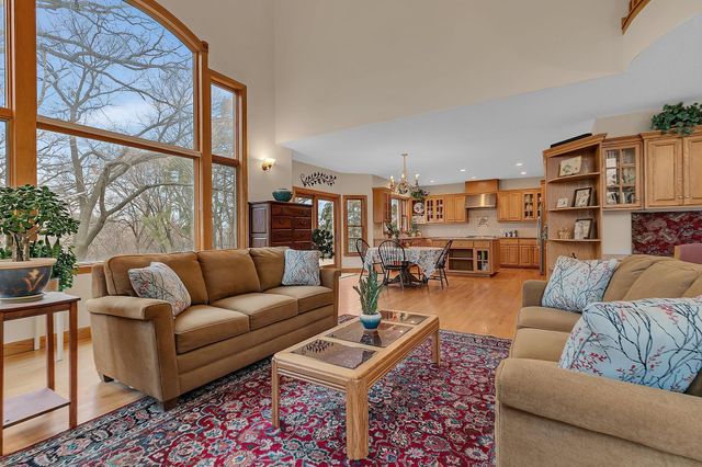 1403 Broadway Ave Avenue S, Sauk Rapids, MN 56379