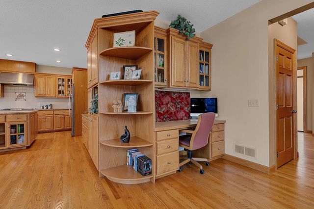 1403 Broadway Ave Avenue S, Sauk Rapids, MN 56379