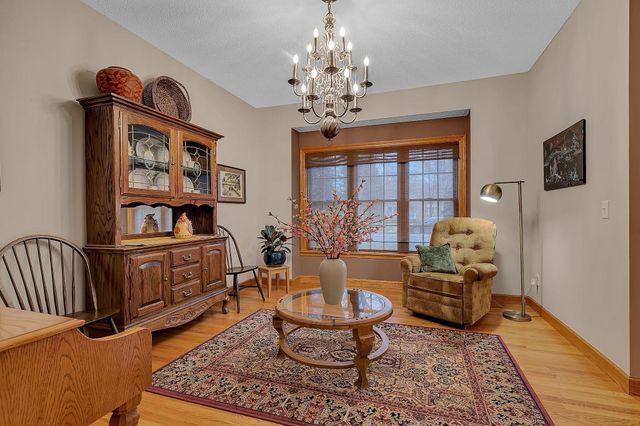 1403 Broadway Ave Avenue S, Sauk Rapids, MN 56379