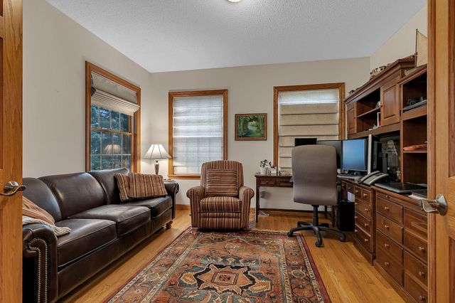 1403 Broadway Ave Avenue S, Sauk Rapids, MN 56379