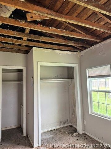 210 E Will Rogers Boulevard, Claremore, OK 74017