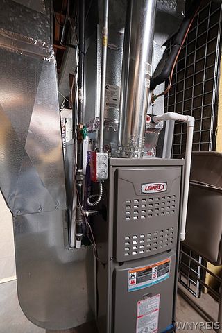 233 Crosby Boulevard, Amherst, NY 14226