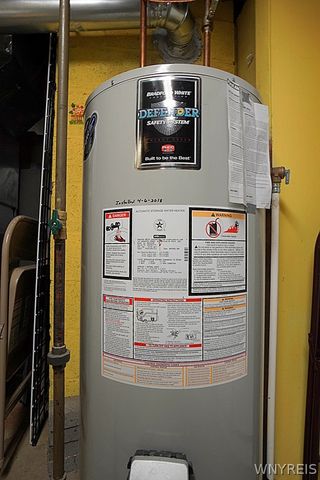 233 Crosby Boulevard, Amherst, NY 14226