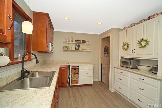 233 Crosby Boulevard, Amherst, NY 14226