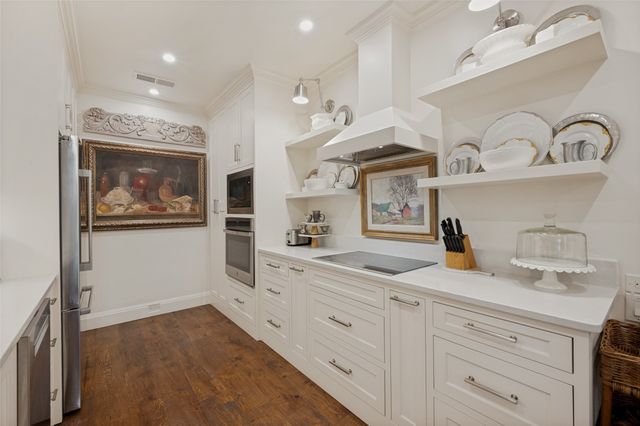 4242 TOMBERRA Way, Dallas, TX 75220