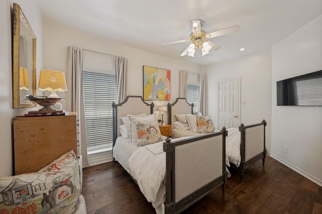 4242 TOMBERRA Way, Dallas, TX 75220