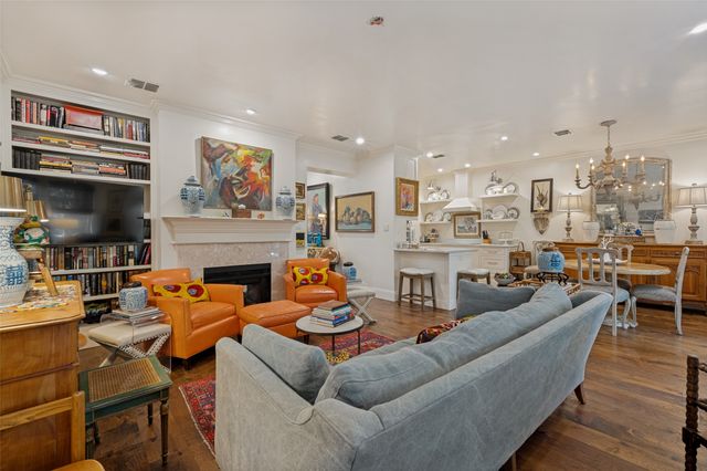 4242 TOMBERRA Way, Dallas, TX 75220