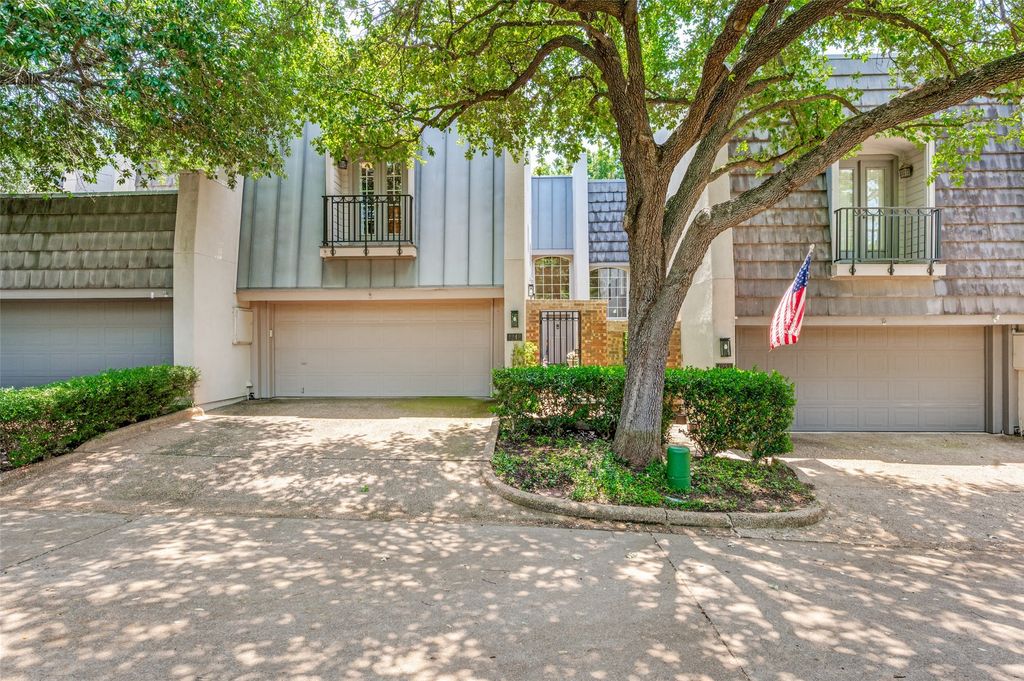 4242 TOMBERRA Way, Dallas, TX 75220