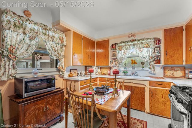 24700 Goddard Road, Taylor, MI 48180