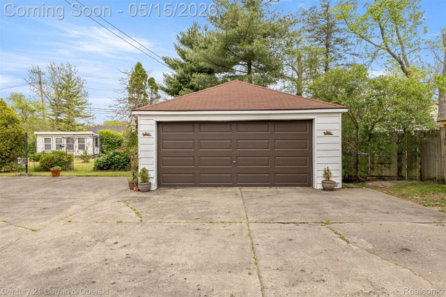 24700 Goddard Road, Taylor, MI 48180