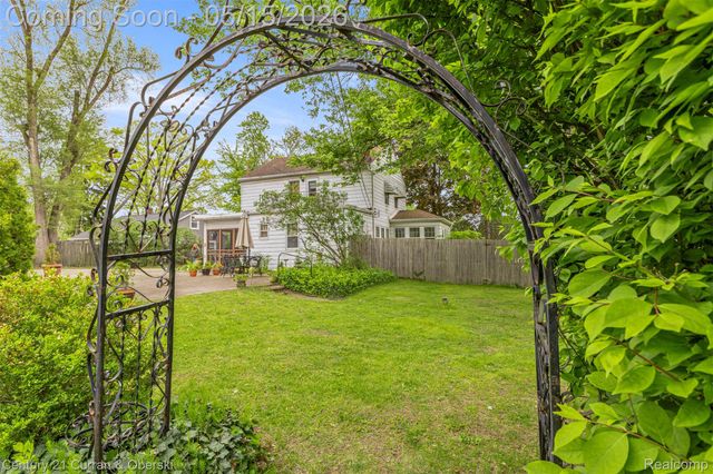24700 Goddard Road, Taylor, MI 48180
