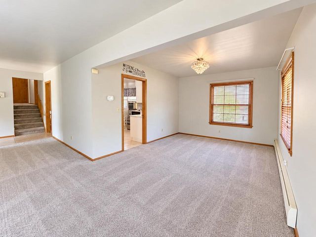 8706 W Courtland AVENUE, Milwaukee, WI 53225