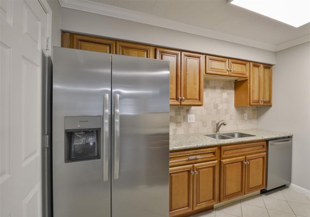 3 Magnolia Lane Lane 1, Huffman, TX 77336