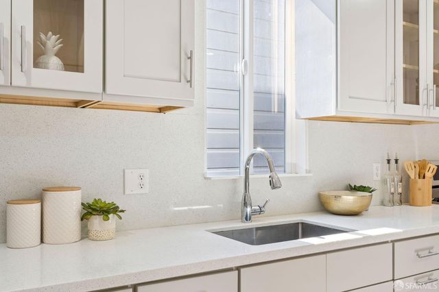 710 Vienna Street, San Francisco, CA 94112