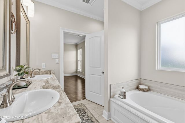 121 Ella Hill Street, Maurice, LA 70555