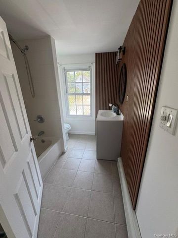2534 Grand Avenue, Baldwin, NY 11510