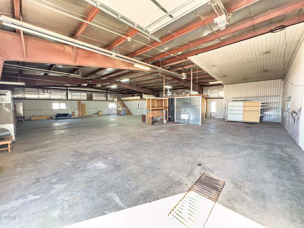 606 Broadway E, Williston, ND 58801 photo 11