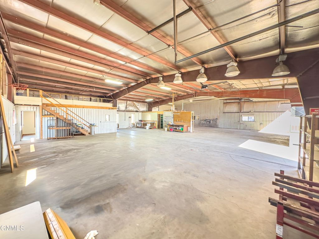 606 Broadway E, Williston, ND 58801 photo 5