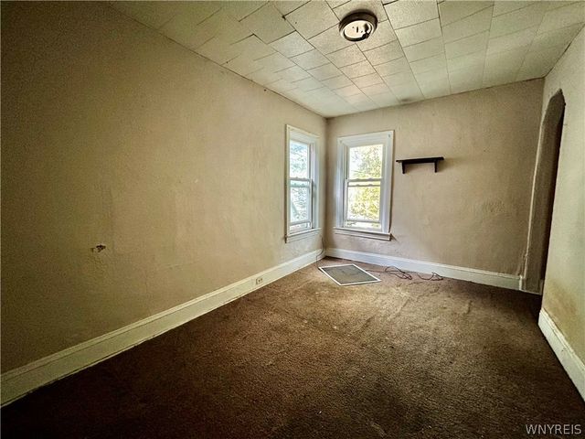 49 Barry Place, Buffalo, NY 14213