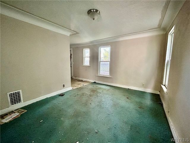 49 Barry Place, Buffalo, NY 14213