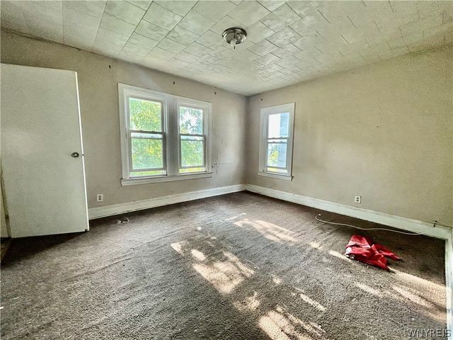 49 Barry Place, Buffalo, NY 14213