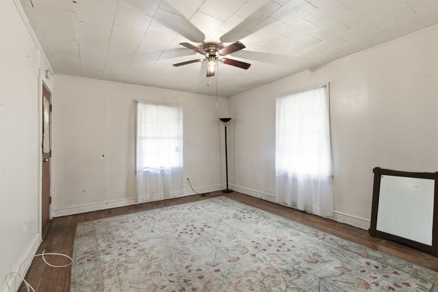 140 Simpson Ave Avenue, Woodruff, SC 29388