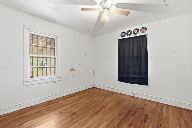 140 Simpson Ave Avenue, Woodruff, SC 29388