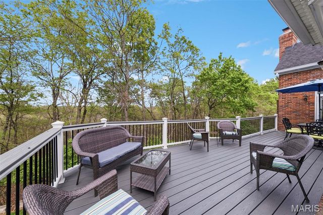 13506 River Forest Place, St Louis, MO 63128