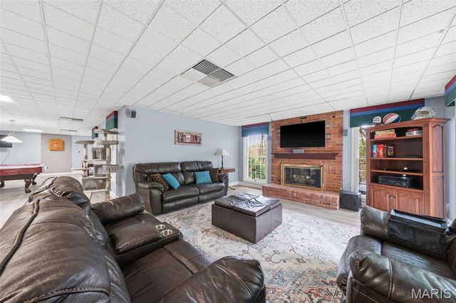 13506 River Forest Place, St Louis, MO 63128