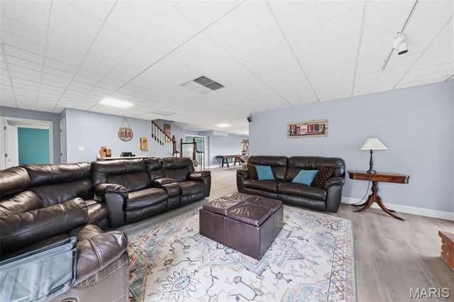 13506 River Forest Place, St Louis, MO 63128