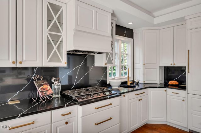 53516 Bickett Drive, Chapel Hill, NC 27517
